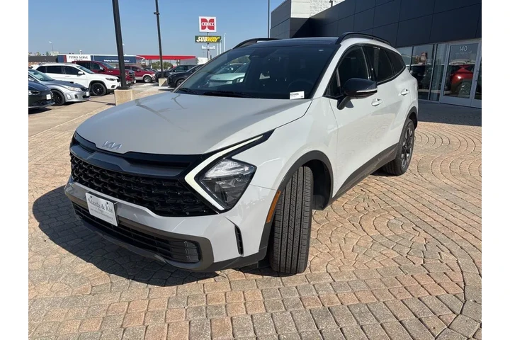$26997 : 2023 Sportage X-Line image 1