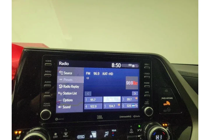 $29998 : Toyota Highlander 2021 AWD L image 8