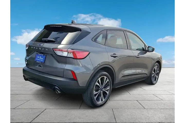 $20997 : Ford Escape 2022 SE 4dr SUV image 6