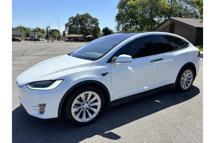 $23979 : 2017 Model X 100D image 4