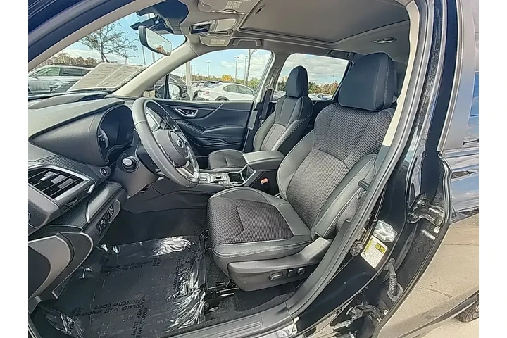 $24012 : Subaru Forester 2024 AWD Pre image 10