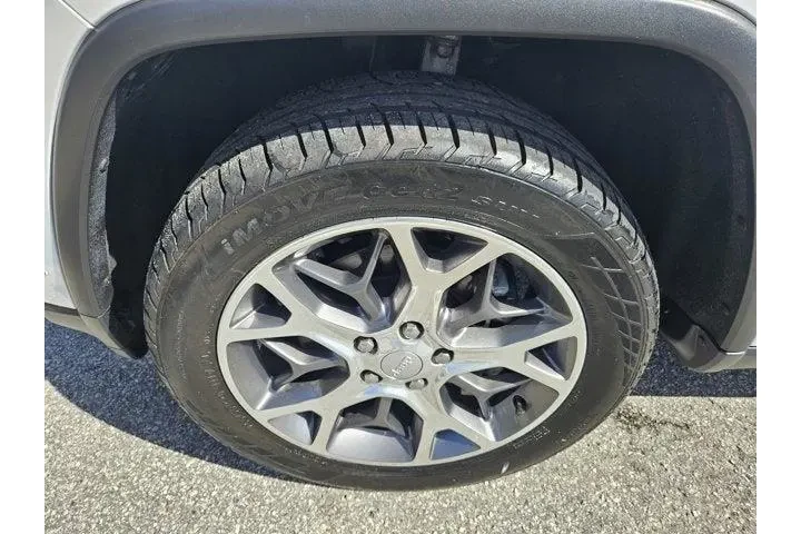 $30059 : Jeep Grand Cherokee WK 2022 image 7