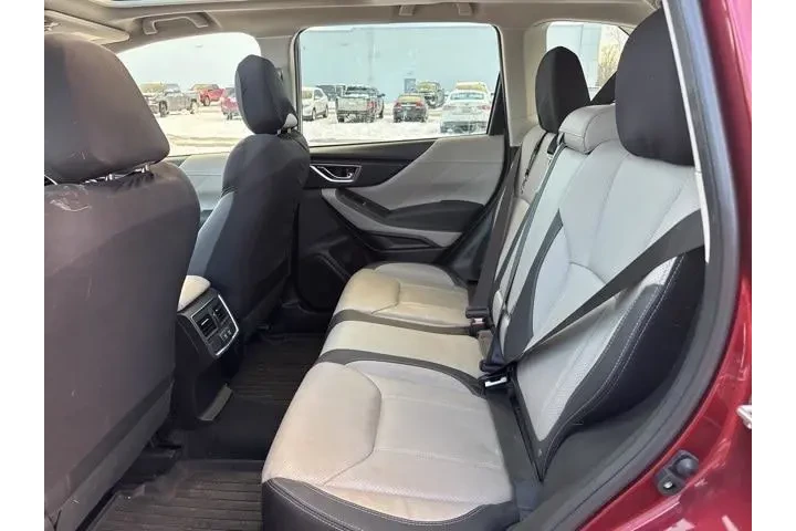 $28195 : Subaru Forester 2023 AWD Lim image 7