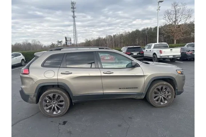 $20951 : Jeep Cherokee 2021 4x4 Latit image 7