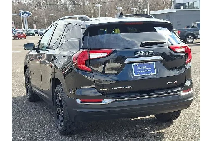 $25495 : GMC Terrain 2022 AWD AT4 4dr image 4