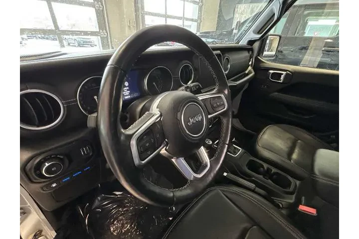 $29442 : Jeep Wrangler 2023 4x4 High image 9