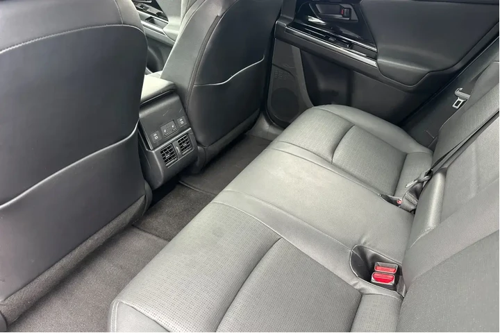 $24300 : Subaru Solterra 2023 AWD Lim image 7