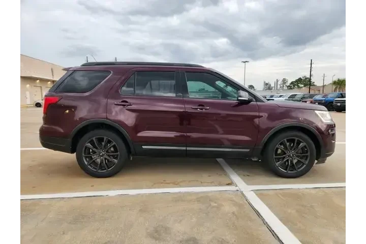 $16992 : Ford Explorer 2019 XLT 4dr S image 4