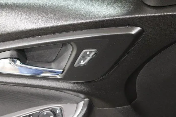 $14982 : Chevrolet Malibu 2018 LS 4dr image 8