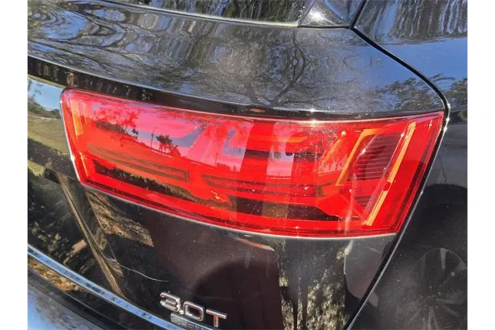 $18995 : Audi Q7 2017 AWD 3.0T quattr image 8