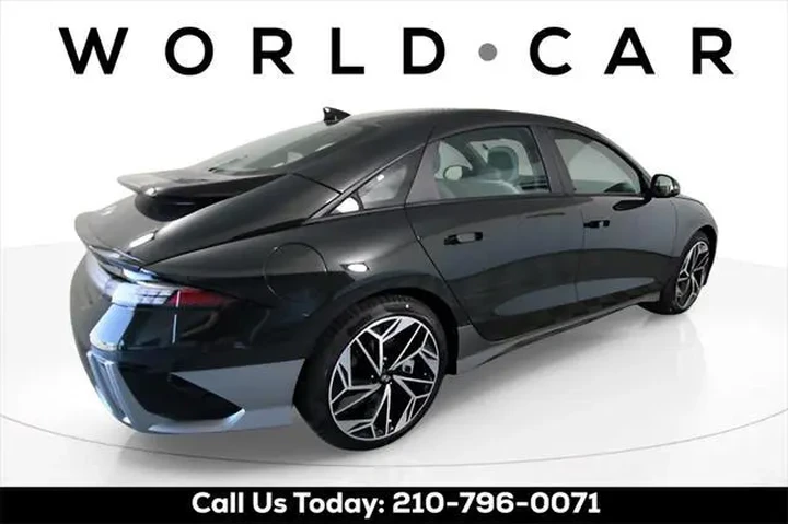 $28791 : Hyundai IONIQ 6 2023 SEL 4dr image 8