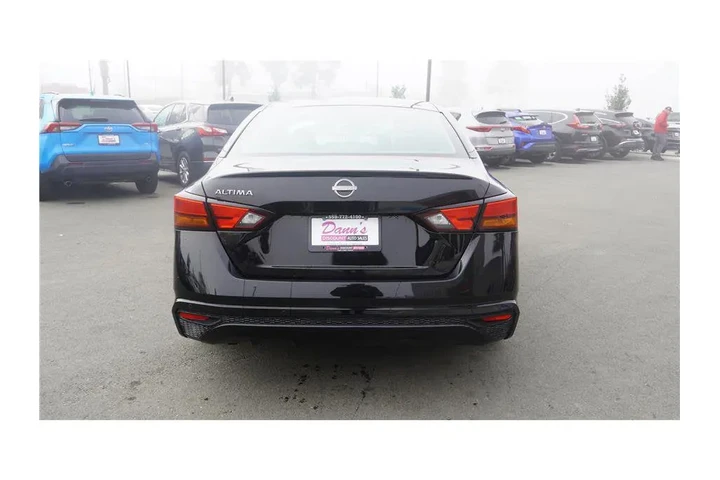 $17400 : 2023 Altima 2.5 S image 7