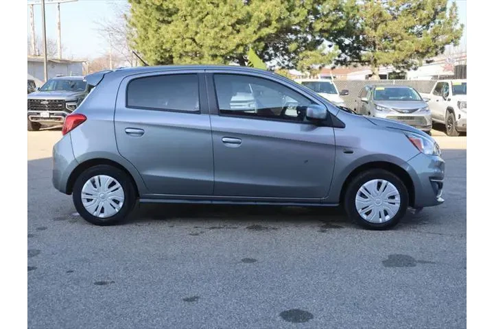 $6877 : Mitsubishi Mirage 2017 ES 4d image 9