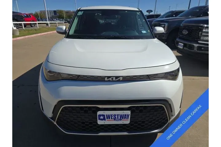 $14687 : Kia Soul 2024 S 4dr Crossove image 2