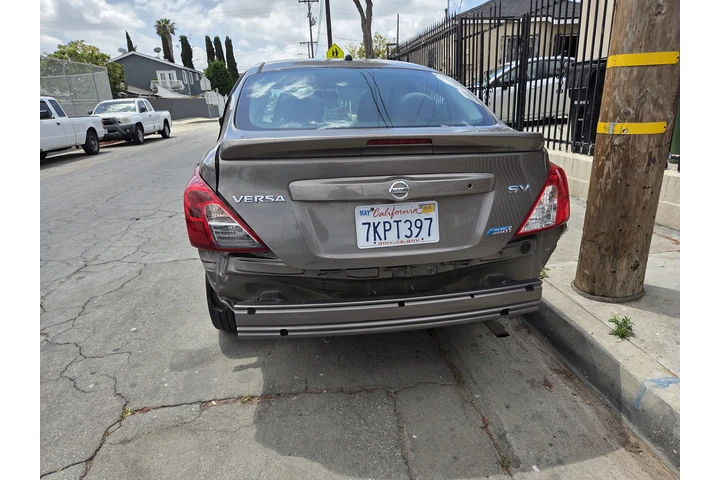 $2900 : Nissan Versa 2015 Salvage image 5