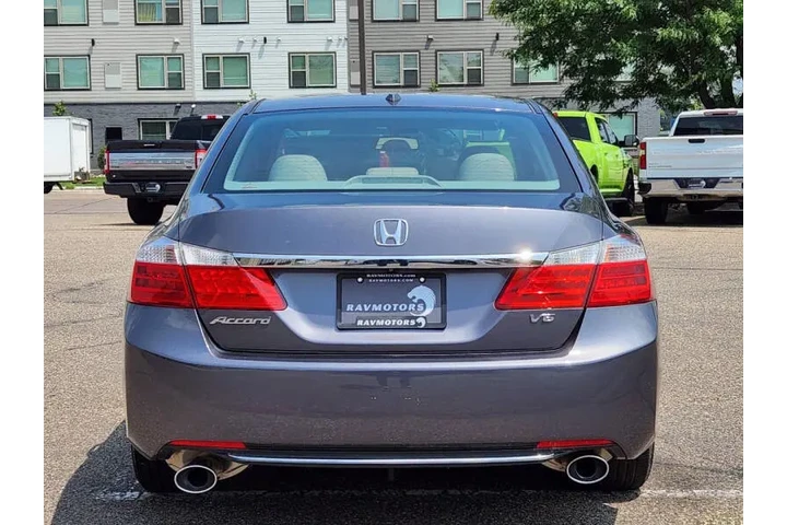 $15984 : 2015 Accord EX-L V6 image 9