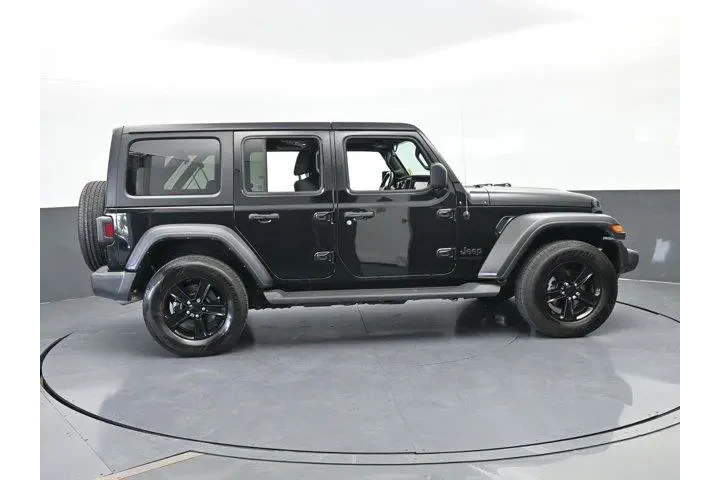 $27995 : Jeep Wrangler Unlimited 2022 image 7