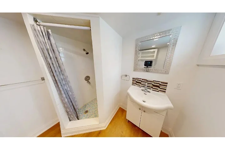 $1100 : Escuela secundaria Hawthorne image 10