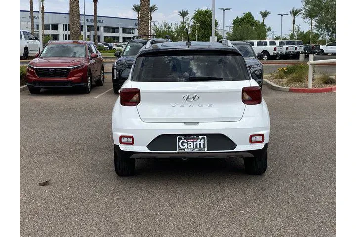 $19574 : Hyundai VENUE 2023 Limited 4 image 4