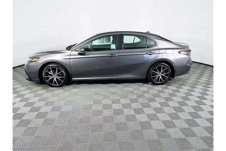 $24500 : Toyota Camry 2024 SE 4dr Sed image 4