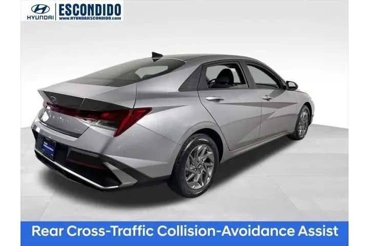 $22995 : Hyundai ELANTRA Hybrid 2025 image 5