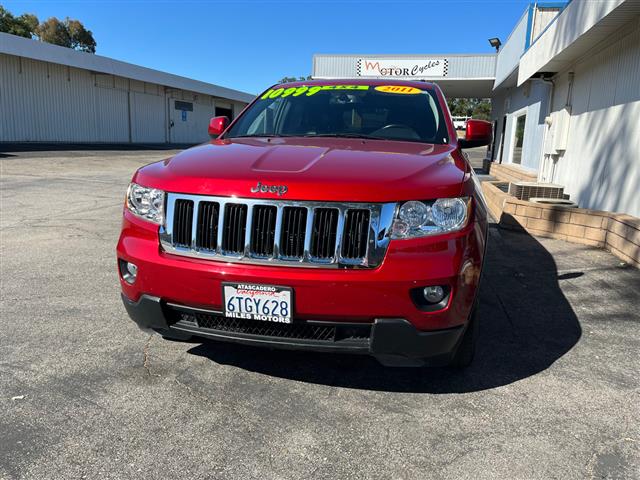 $10995 : 2011 Grand Cherokee 4WD 4dr L image 2