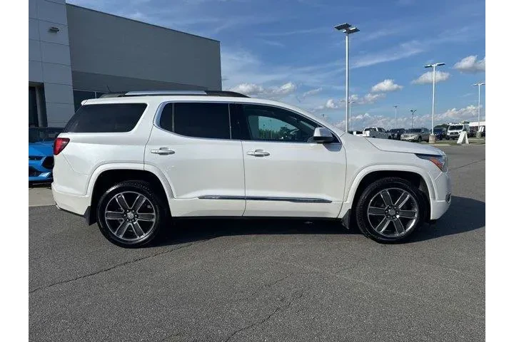 $15999 : GMC Acadia 2018 4x4 Denali 4 image 2