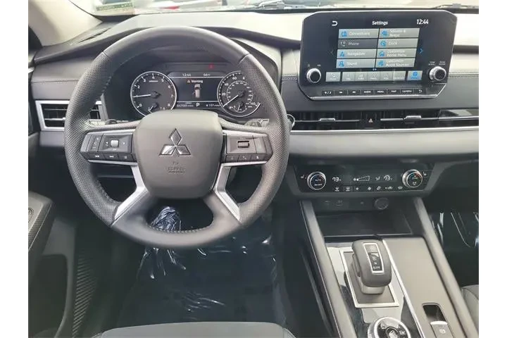 $24990 : Mitsubishi Outlander 2022 AW image 4