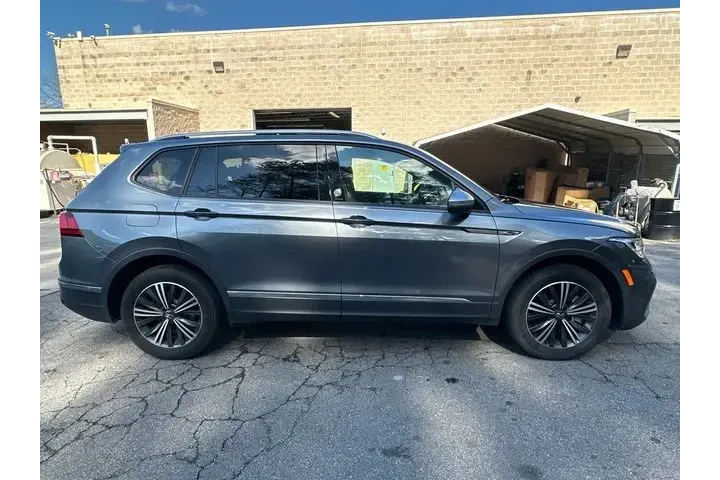 $22464 : Volkswagen Tiguan 2024 Wolfs image 4