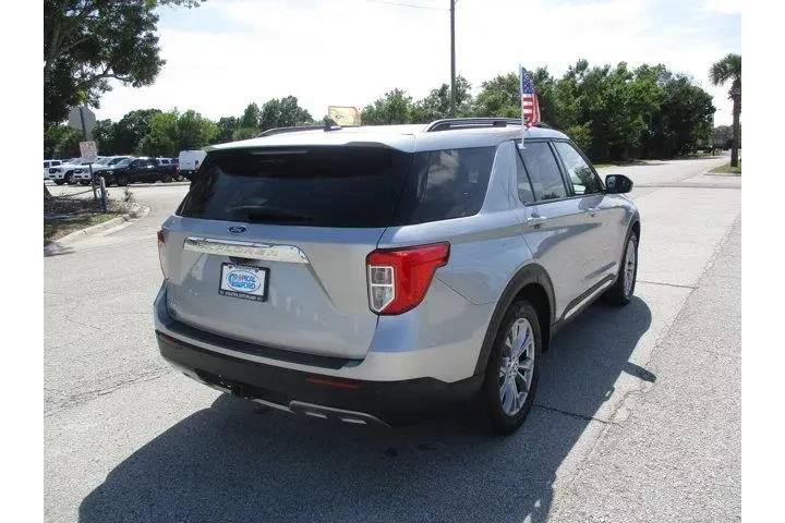 $25495 : Ford Explorer 2022 XLT 4dr S image 7
