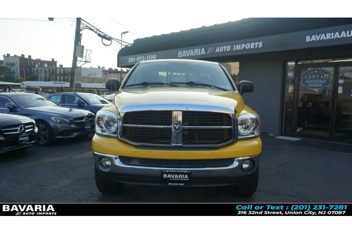 $10495 : 2007 Ram 1500 4WD Quad Cab 14 image 2