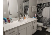 Rento cuarto en apartamento en Las Vegas
