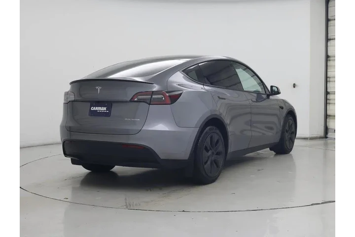 $39998 : Tesla Model Y 2024 AWD Long image 8