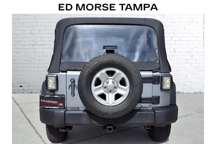 $18661 : Jeep Wrangler Unlimited 2017 image 4