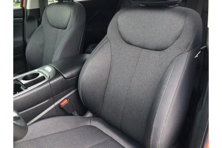 $24013 : Hyundai SANTA FE 2023 SE 4dr image 3