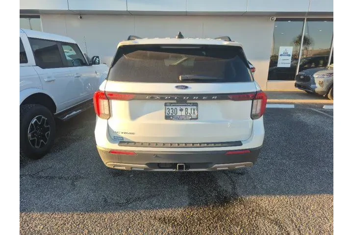$34900 : Ford Explorer 2025 Active 4d image 4