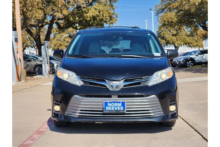 $23400 : Toyota Sienna 2018 XLE 8-Pas image 2