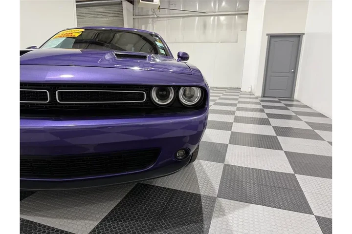 $17884 : Challenger 2016 image 9