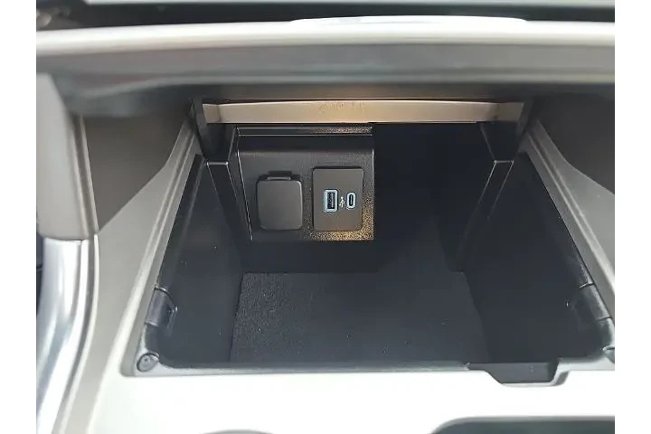 $37241 : Ford Explorer Hybrid 2023 Pl image 9