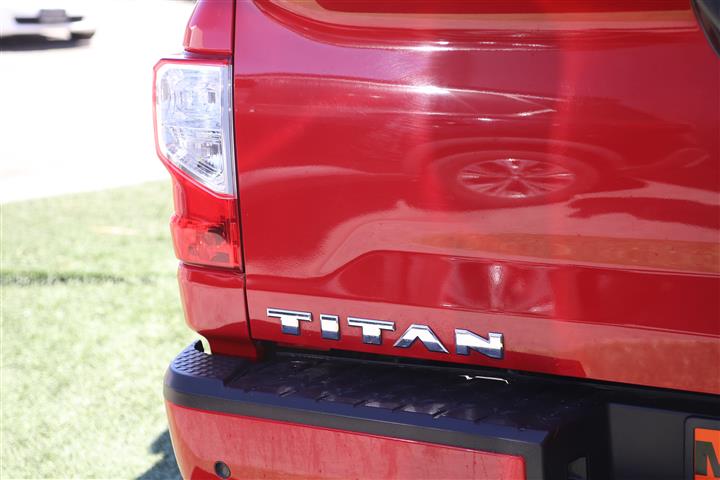 $28999 : 2021 NISSAN TITAN SV image 6