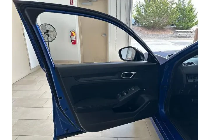 $23153 : Honda Civic 2023 Sport 4dr S image 9