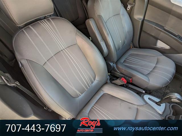 $6995 : 2014 Spark 1LT CVT Hatchback image 10