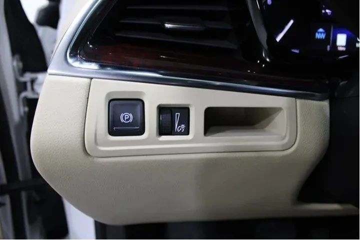 $19982 : Cadillac XT5 2017 Luxury 4dr image 10