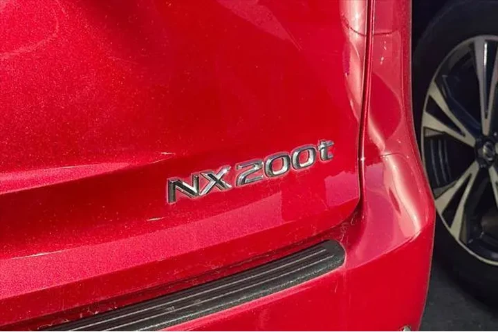 $21590 : Lexus NX 200t 2017 4dr Cross image 6