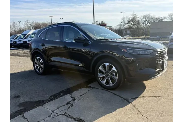 $36988 : Ford Escape 2025 AWD Platinu image 5