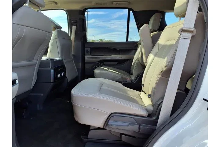 $39100 : Ford Expedition 2021 4x4 Lim image 5