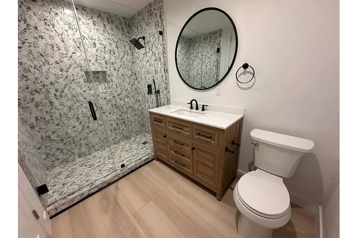 $2500 : 3 bed 2 bath home in koreatown image 9