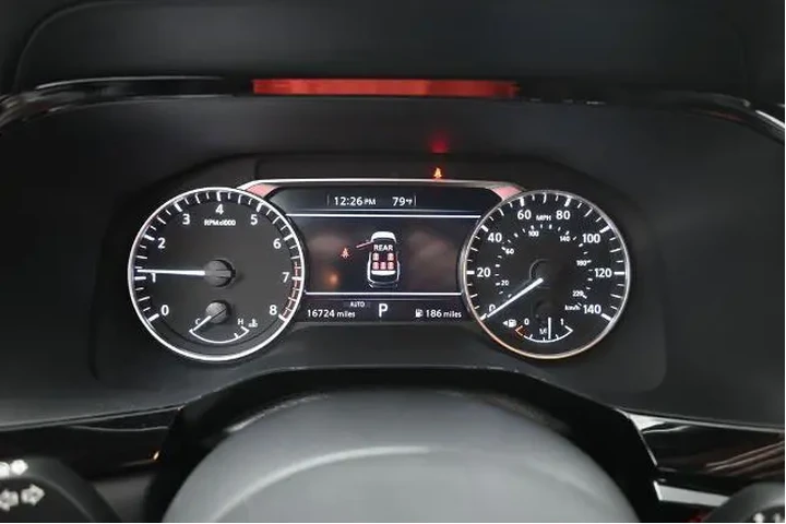 $38956 : Nissan Pathfinder 2025 AWD S image 6