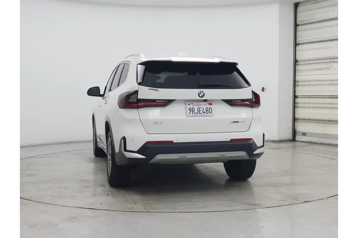 $33998 : BMW X1 2023 AWD xDrive28i 4d image 6