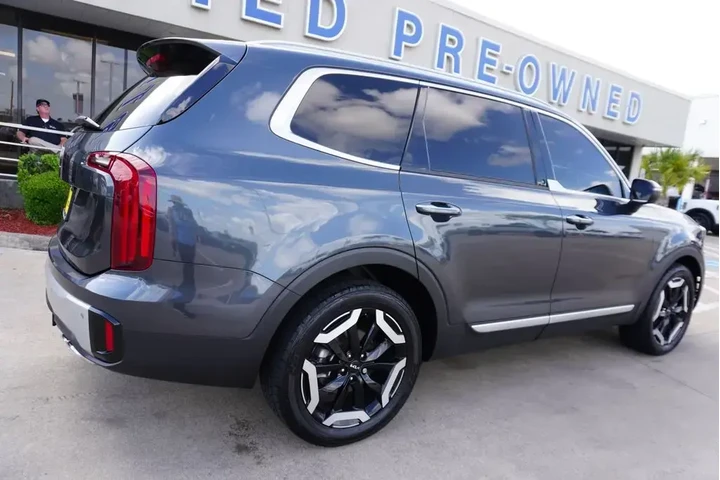 $33888 : Kia Telluride 2024 AWD S 4dr image 6